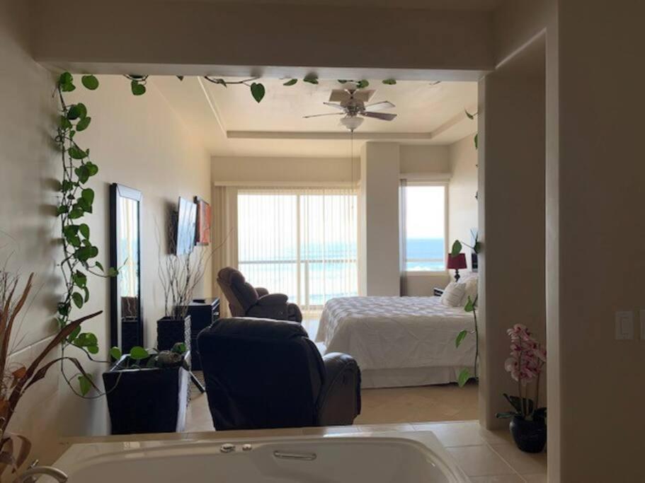 Access - Beach Penthouse Papas And Beer 2 Miles Wifi Росарито Екстериор снимка